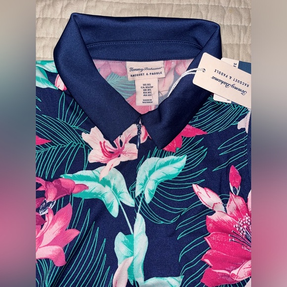 Tommy Bahama Racquet & Paddle Collared Sleeveless Too with Quarter Zip Size XS - Picture 3 of 4